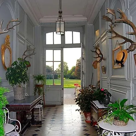 فندق Chateau De Juvigny 3*